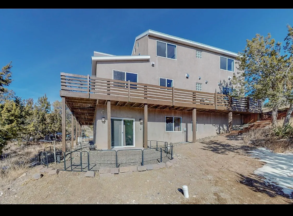 15 Rocky Ranch Rd — Photo 3