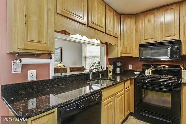 2nd image of 221 Cabbel Dr