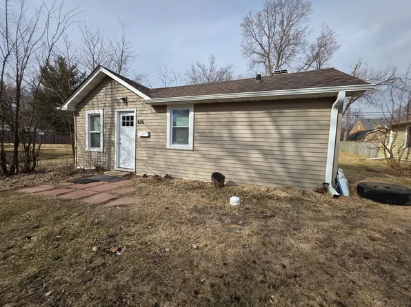 616 Glenwood Ave, Elgin, IL 60120