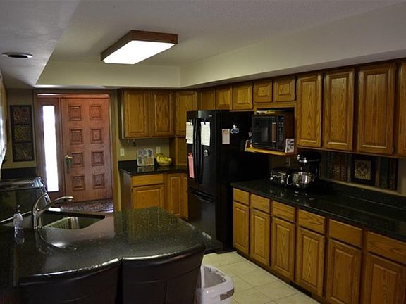 3rd image of 1507 Phoenix Dr