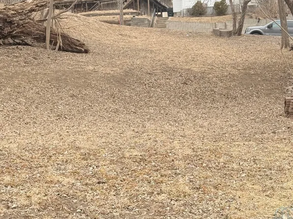 2513 S Royce St, Sioux City, IA 51106