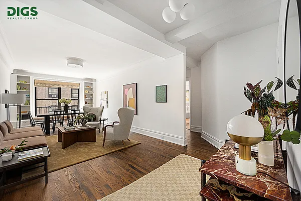 Sold by Digs Realty Group | media 2