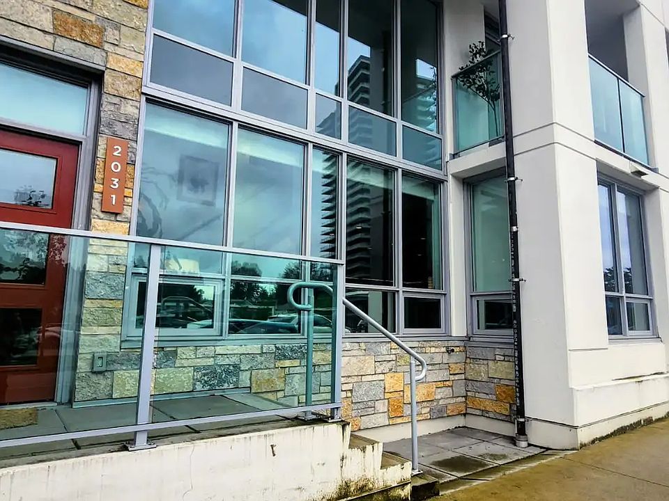 1st image of 1675 Lions Gate Ln #4052