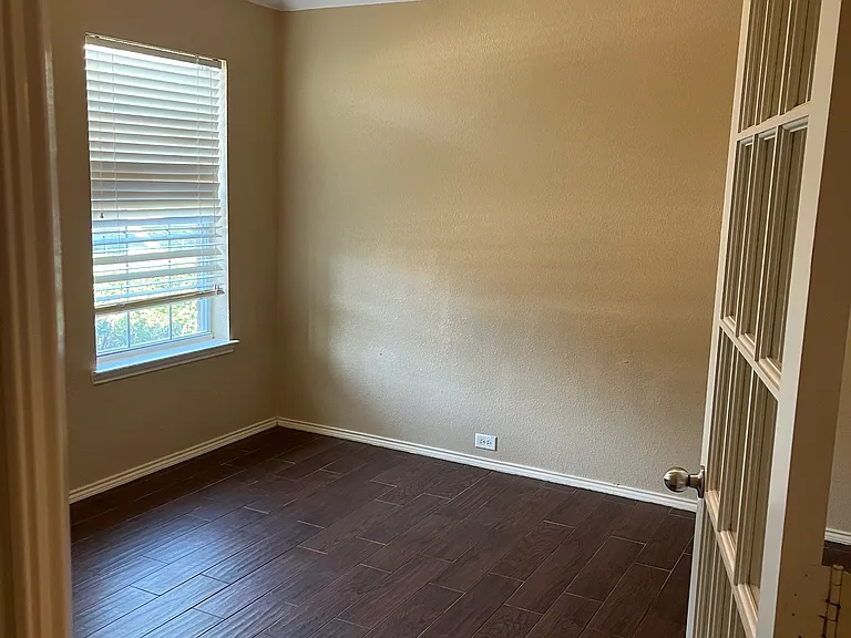 4409 Padre Ct — Photo 4