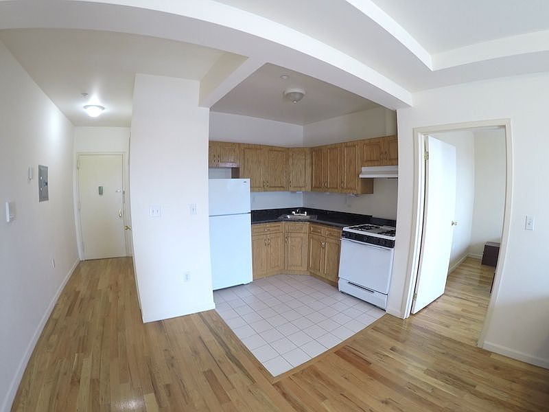 1st image of 2814 31st St APT 602