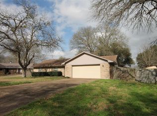 1503 Blake Dr, Brenham, TX 77833