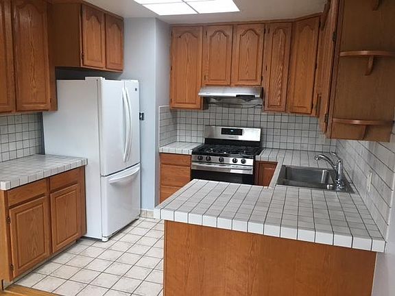 2nd image of 2615 38th Ave
