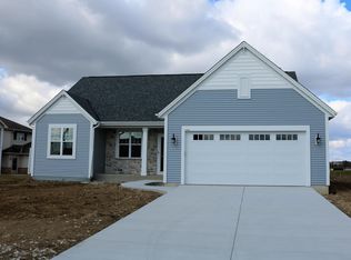 1924 Summerset Dr, Racine, WI 53406