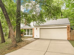 7 S Cypress Pine Dr, Spring, TX 77381