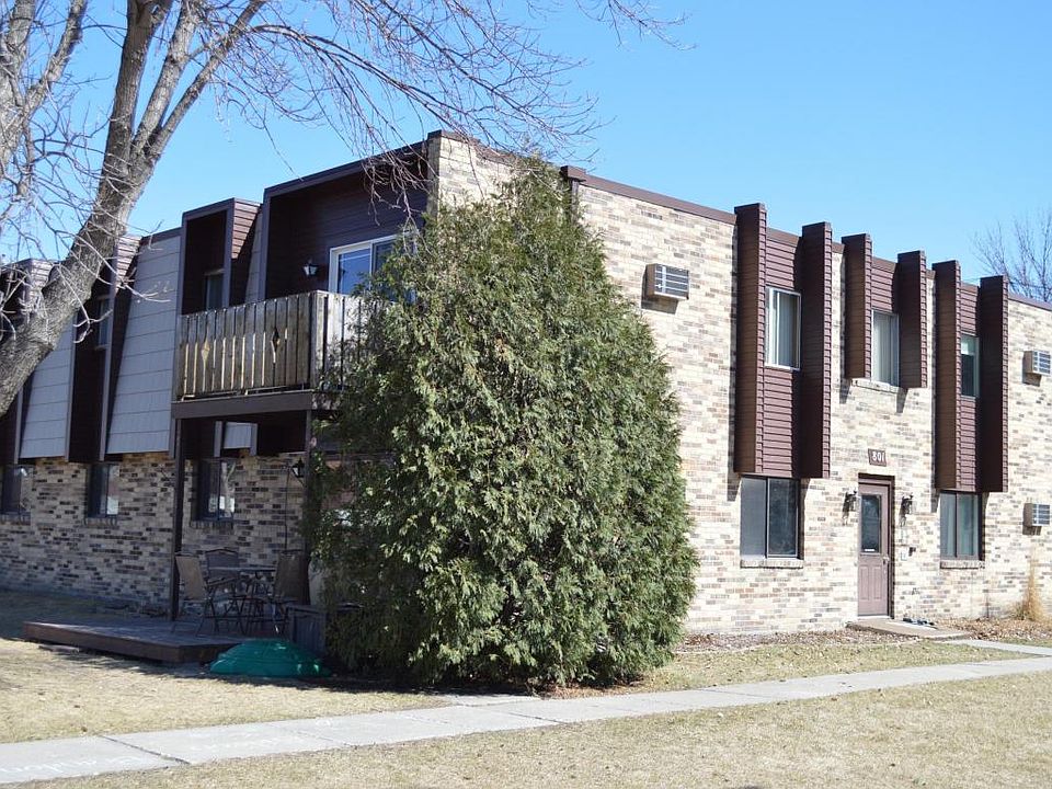 1st image of 801 32nd Ave N APT 101