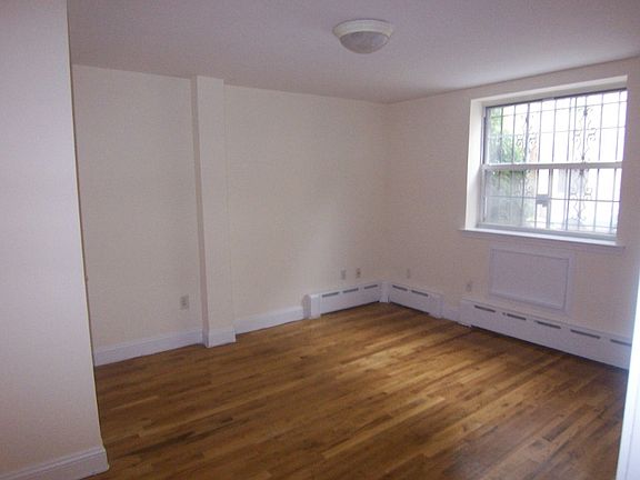 5th image of 55 Skillman Ave APT 1G