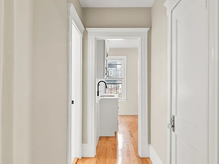 79 Nelson St #1 — Photo 15