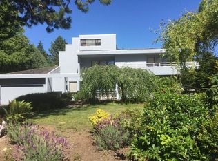 8800 Goshawk Rd, Blaine, WA 98230
