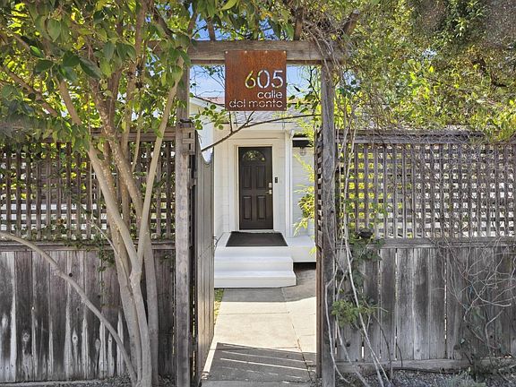 2nd image of 605 Calle Del Monte Street