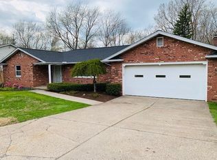 130 E Arlington Rd, Erie, PA 16509