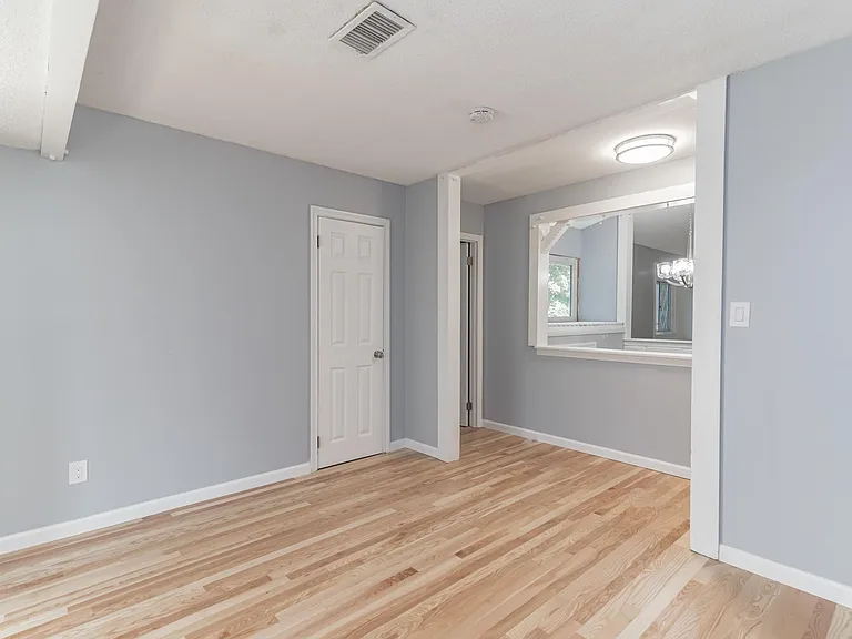 261 Skyline Dr — Photo 22