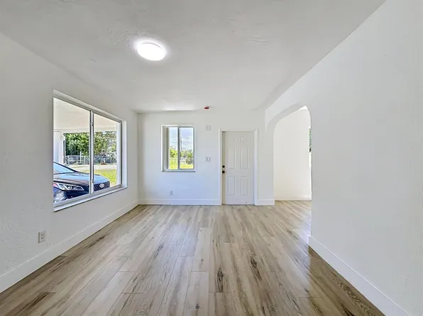 10230 SW 177th St, Miami, FL 33157