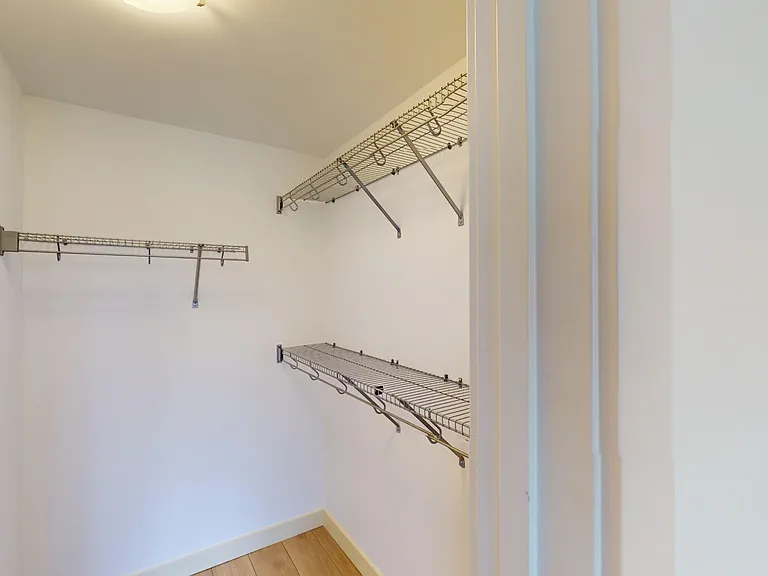 802 13th Ave SW — Photo 11