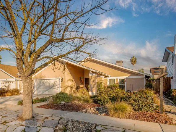 386 E Niles Ave, Fresno, CA 93720