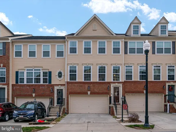 711 Hidden Oak Ln, Glen Burnie, MD 21060