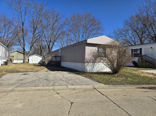 2103 Southwood St, Greenwood, IN 46143