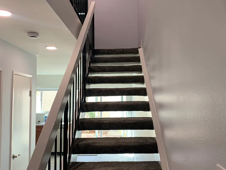 1722 Kingsdown Ct — Photo 10