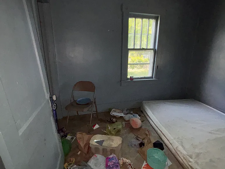 1505 E Walnut St — Photo 8