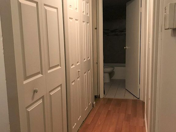 5th image of 1313 Yarmouth Ct