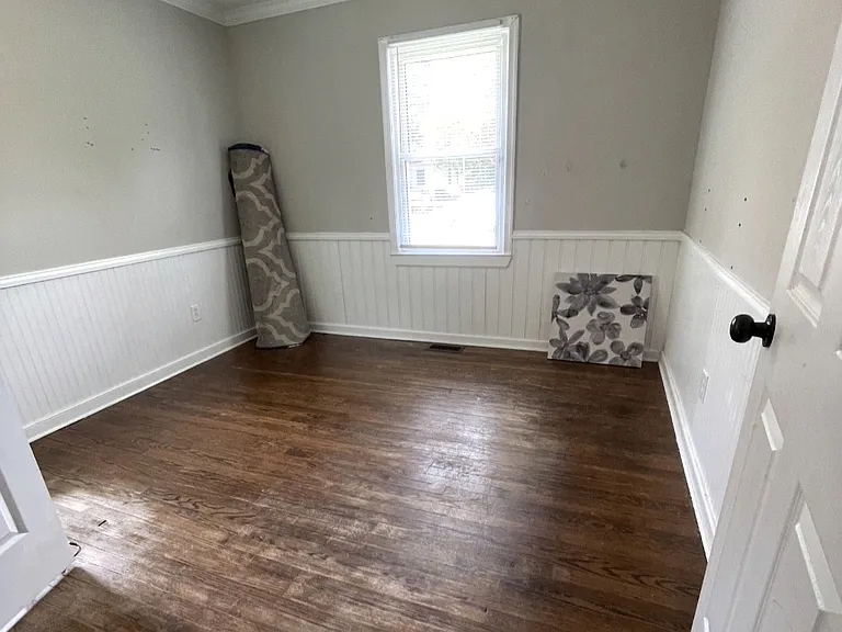 bedroom for rent