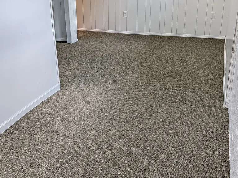 501 Lincoln Ave — Photo 13