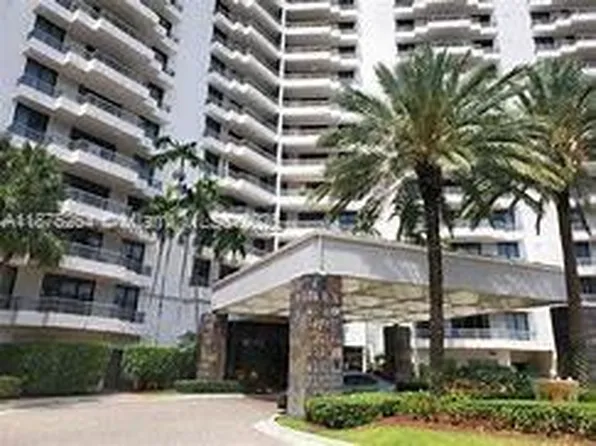 3300 NE 191st St APT 1609, Aventura, FL 33180