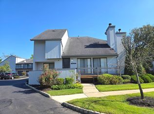 10 Magnolia Ct, Monmouth Junction, NJ 08852