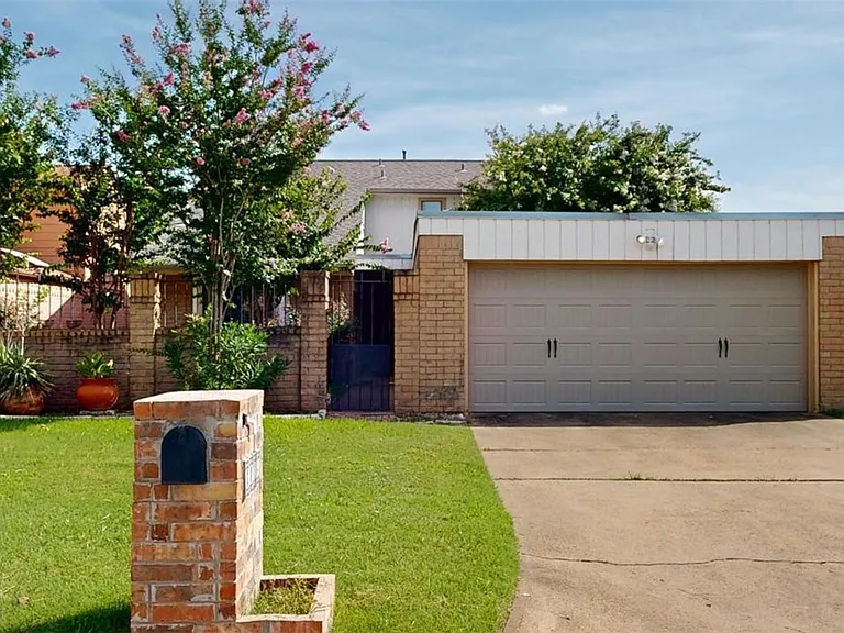 3004 Gleneagles Ct — Photo 37