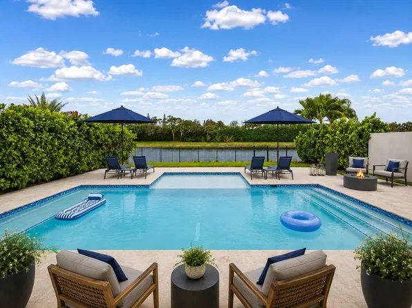 8683 Grand Prix Lane, Boynton Beach, FL 33472