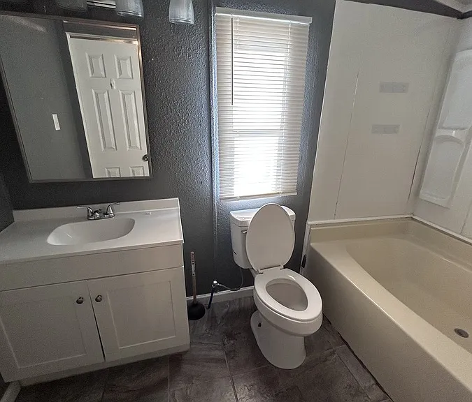 605 N 20th St #92 — Photo 9