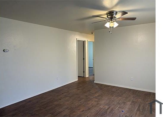 5th image of 3009 SW 52nd Pl