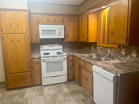 5th image of 906 N Erie Ave