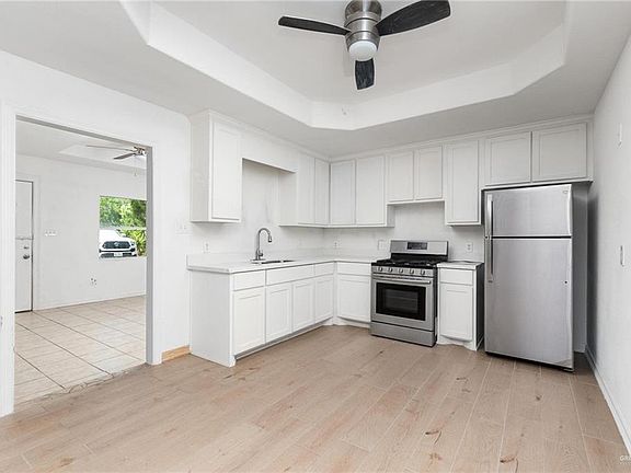 3rd image of 502 South Ave