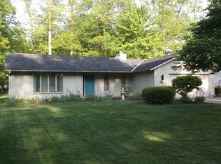 4869 N Barton Rd, N Ridgeville, OH 44039