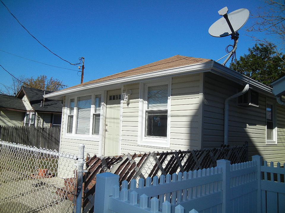 1st image of 53 Seafoam St