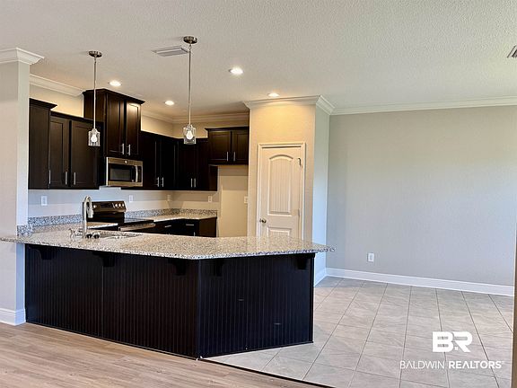3rd image of 1227 Pembroke Way
