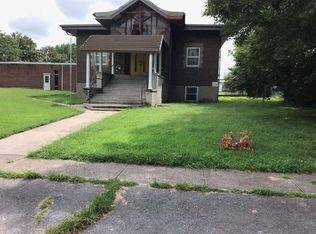 415 E Walker St, Ash Grove, MO 65604