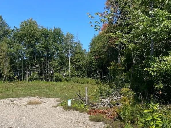 95 Robinson Rd, Wasaga Beach, ON L9Z 2Z9