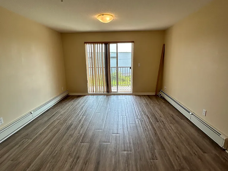 1021 Ross St — Photo 33
