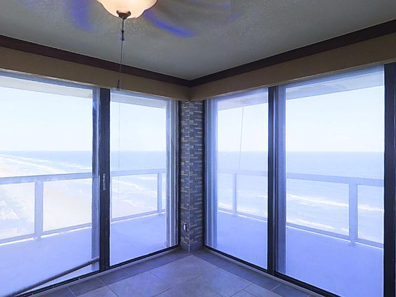 4th image of 3000 N Atlantic Ave #160