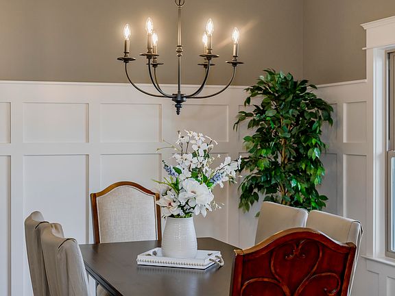 5th image of 9150 White Ash Dr #24