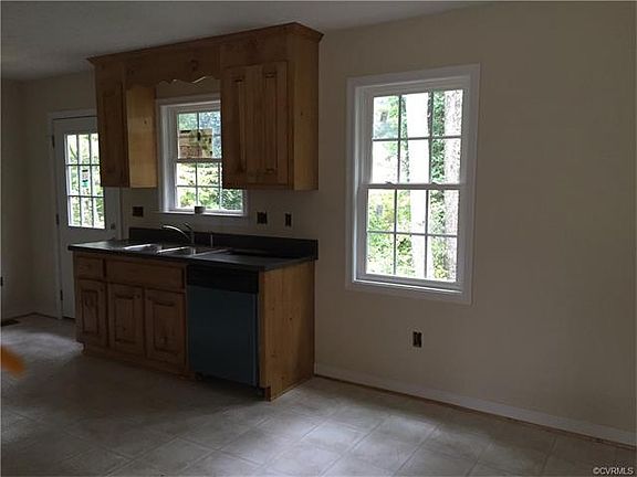 2nd image of 4 S Fern Ave