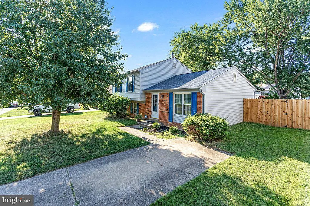 3525 Norwood Ct photo 1