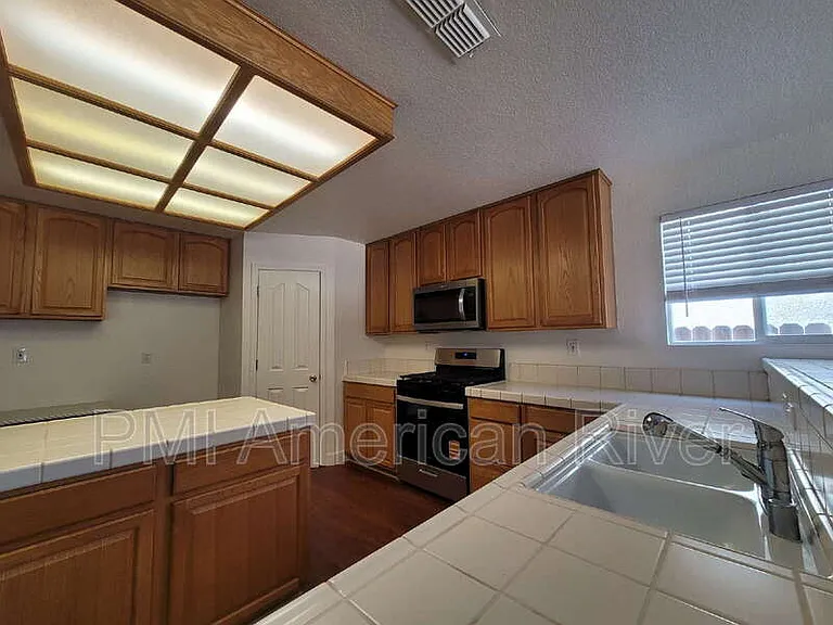 1375 Pintail Way — Photo 7