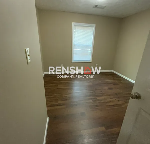 1838 Curry St — Photo 9